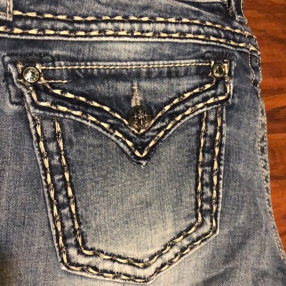 Jeans - Picture 3 of 5